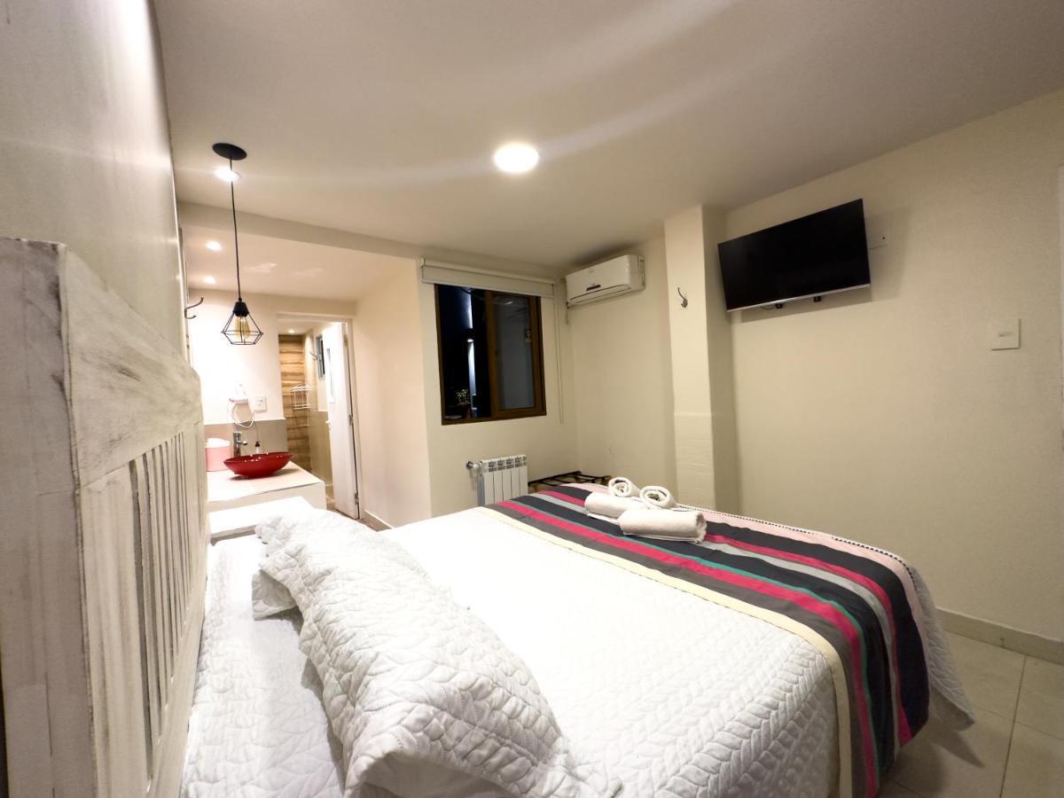 Hotel Iconico Jujuy Centro Desayuno Incluido サンサルバドールデフフイ エクステリア 写真